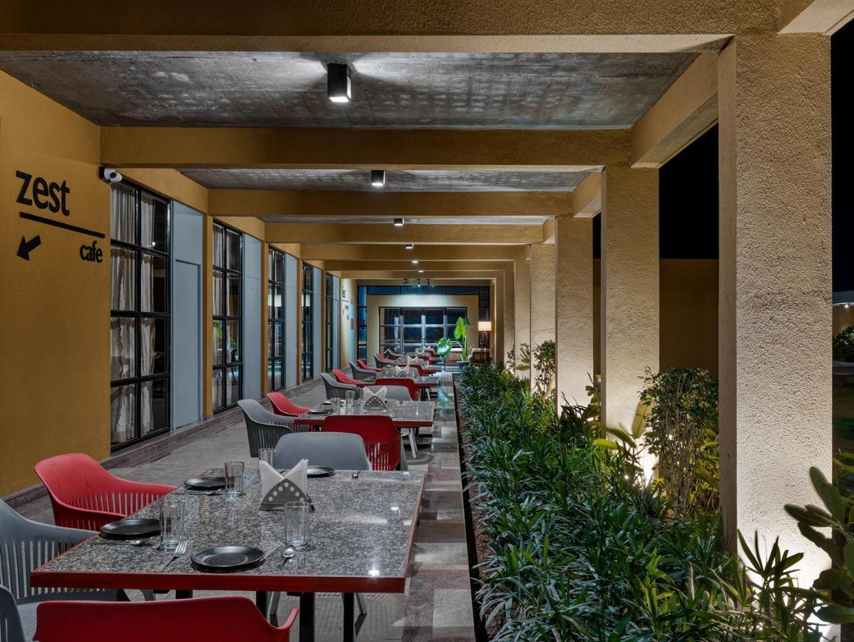 Sangamner Hotel Mayur Express מראה חיצוני תמונה